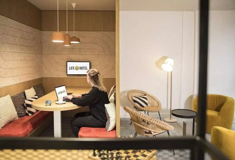 Отель Hôtel Life Bordeaux Gare   Bg