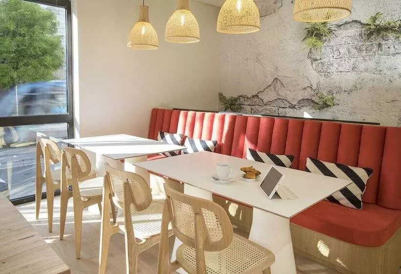 Отель Hôtel Life Bordeaux Gare   Bg