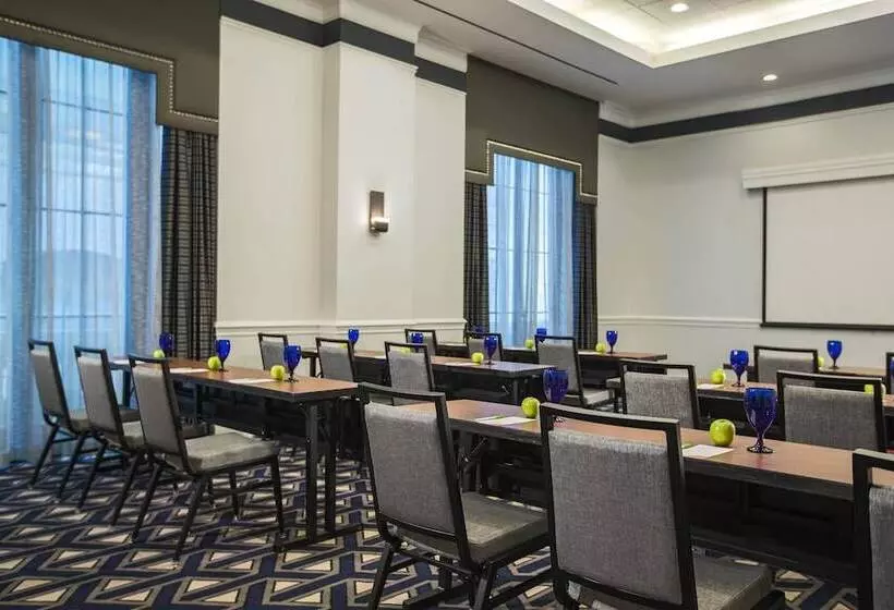 The Notary Hotel, Philadelphia, Autograph Collection