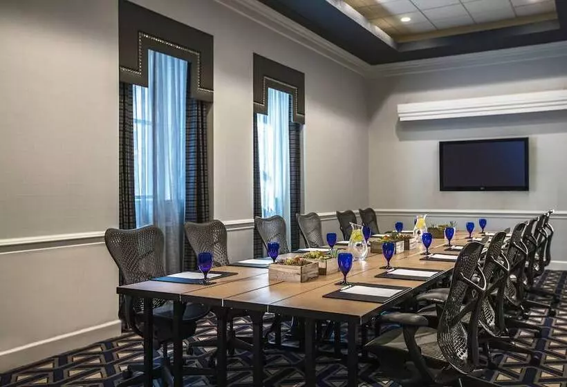 The Notary Hotel, Philadelphia, Autograph Collection