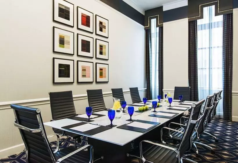 The Notary Hotel, Philadelphia, Autograph Collection