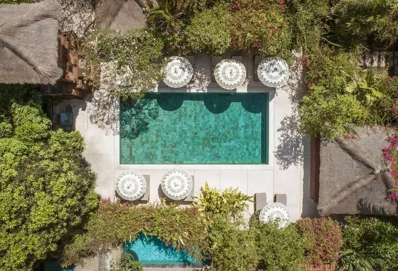 Otel The Pavilions Bali