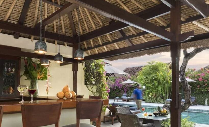 בית מלון כפרי The Pavilions Bali