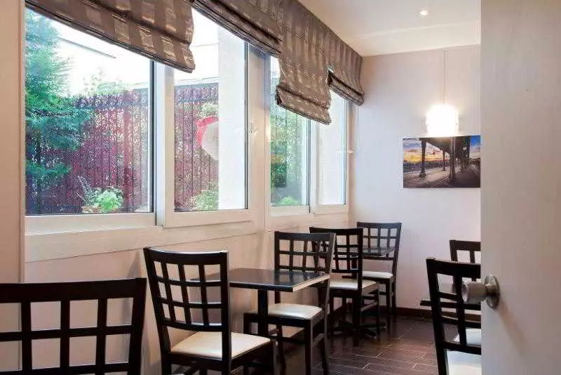 Timhotel Tour Eiffel