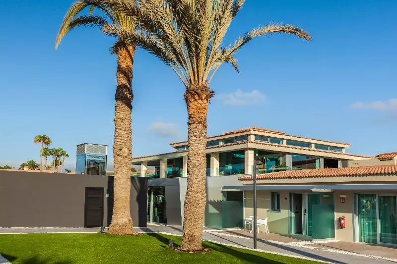 Kumara Serenoa by Lopesan Hotels