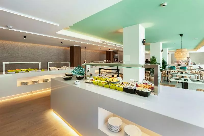 Kumara Serenoa by Lopesan Hotels