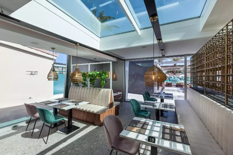 Kumara Serenoa by Lopesan Hotels