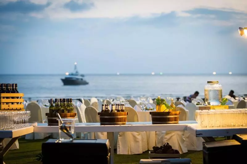 Phuket Marriott Resort & Spa Merlin Beach