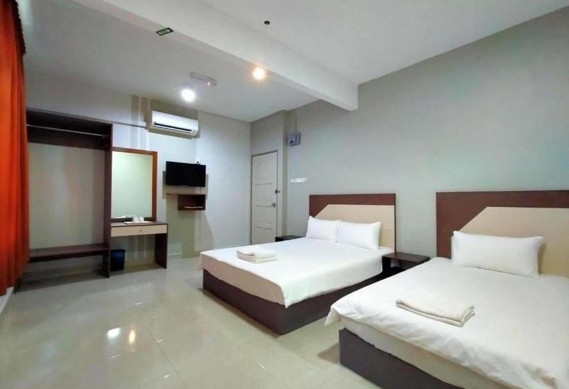 ホテル Oyo 89934 Rose Village Inn 1