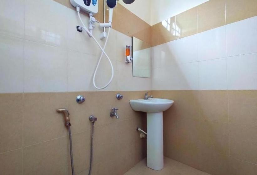 ホテル Oyo 89934 Rose Village Inn 1