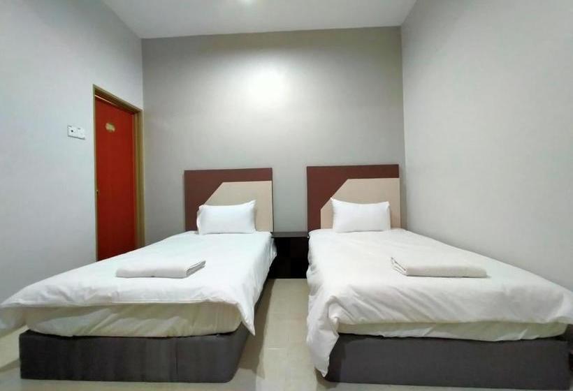 ホテル Oyo 89934 Rose Village Inn 1