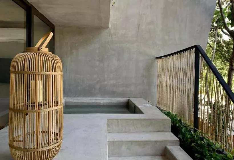 Arba Tulum Aldea Zama