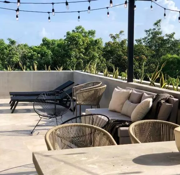 Arba Tulum Aldea Zama