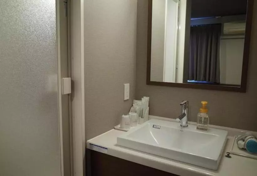 Hotelli Crane Tachibana