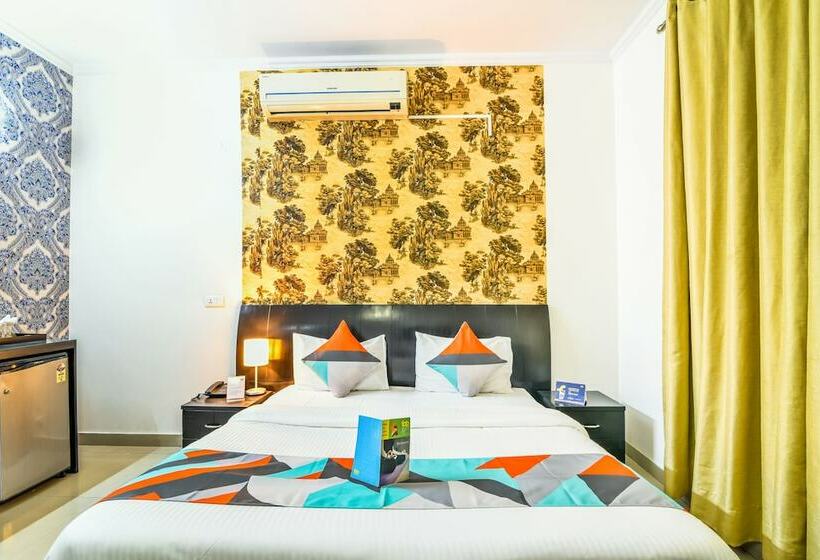 Fabhotel The Huespedes