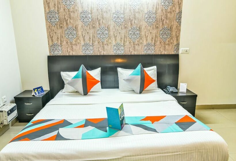 Fabhotel The Huespedes