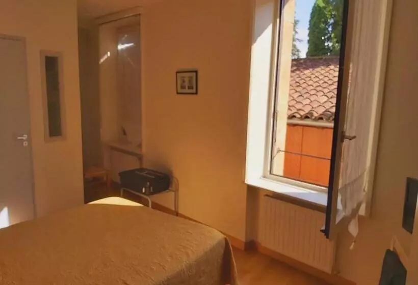 Hotelli Le Relais De La Tour