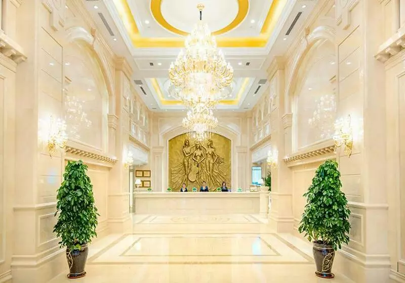 ホテル Vienna International