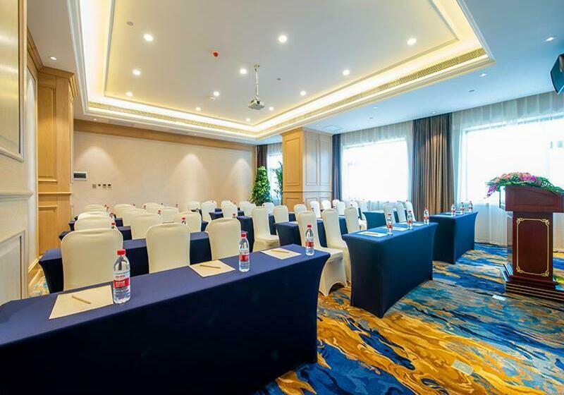 בית מלון כפרי Vienna International