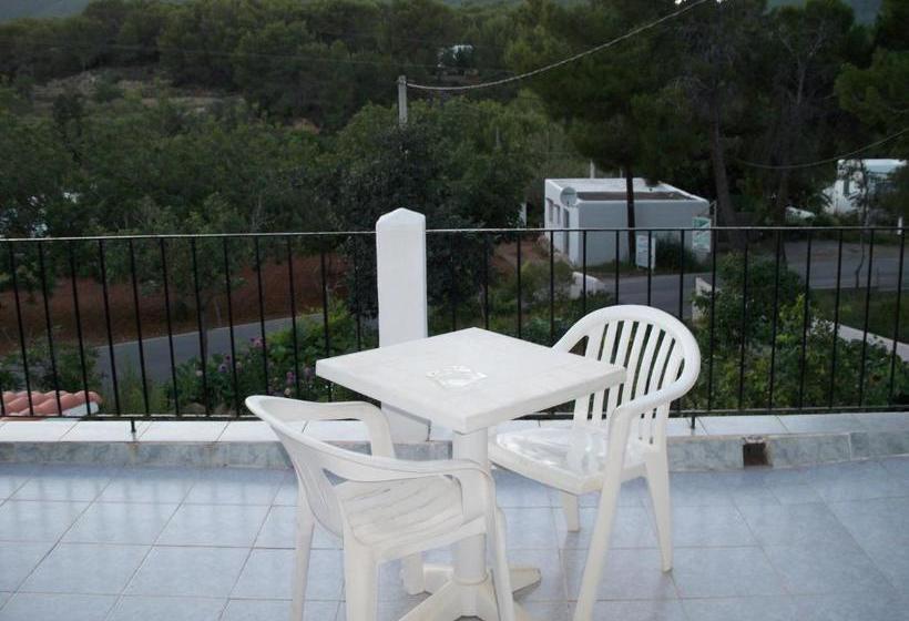 Pensión Las Tres Golondrinas