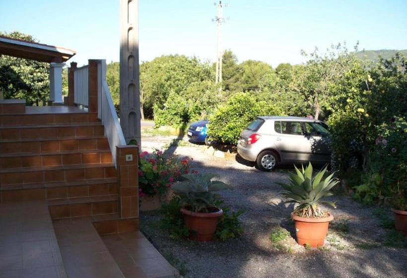 Pensión Las Tres Golondrinas