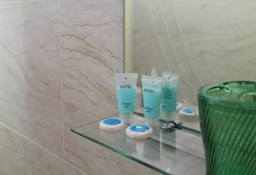 پانسیون Okro Life