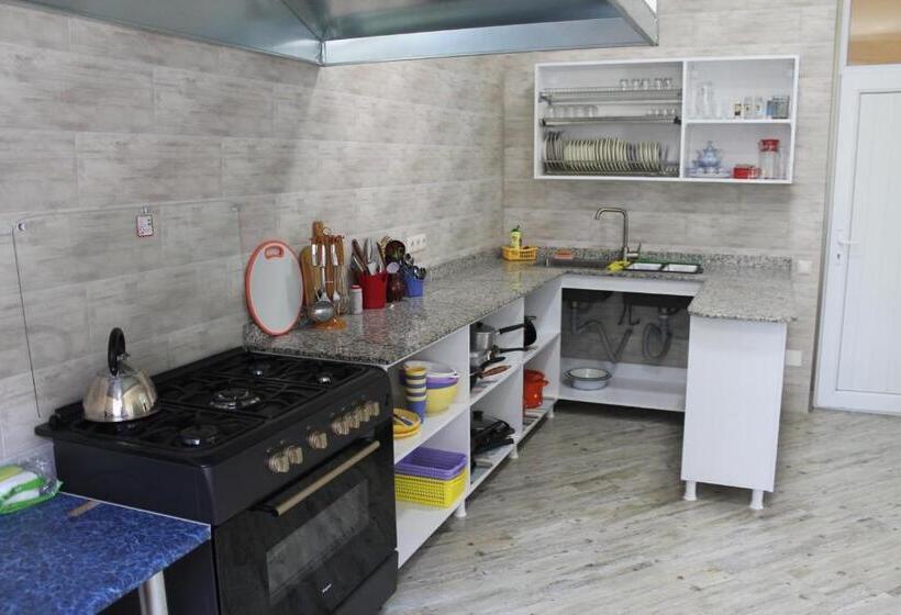 پانسیون Okro Life