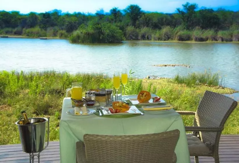 استراحتگاه Matimba Bush Lodge