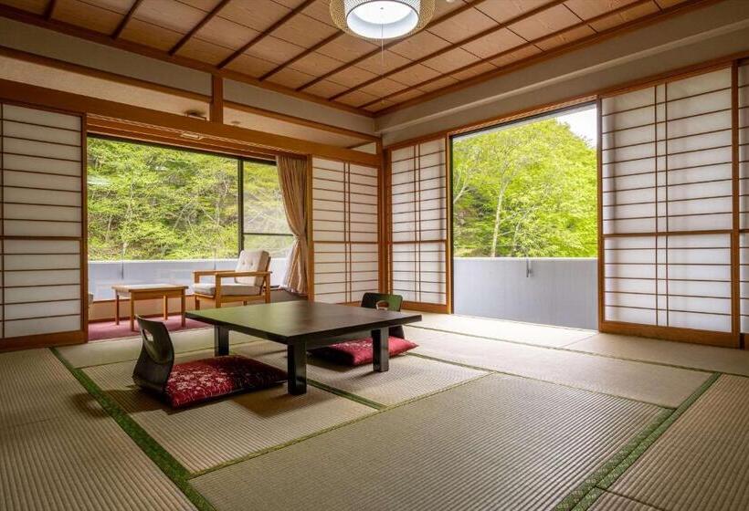 료칸 Nikko Nationalpark Kawamata Onsen Kura