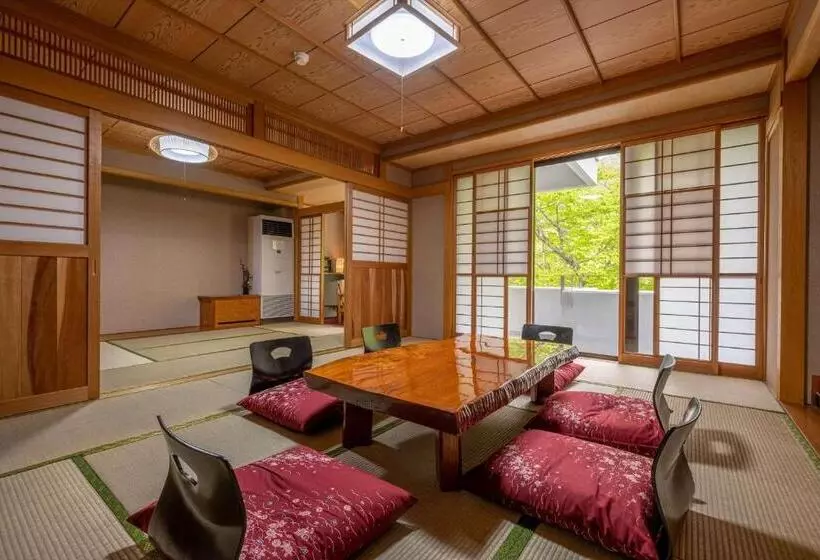旅館 Nikko Nationalpark Kawamata Onsen Kura