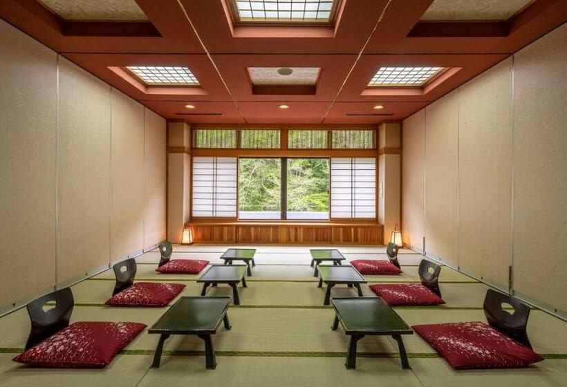 료칸 Nikko Nationalpark Kawamata Onsen Kura