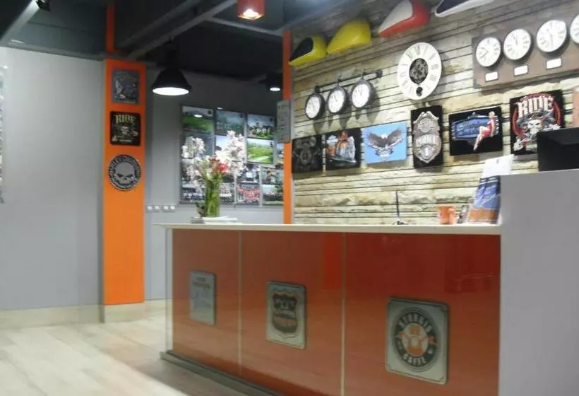 Sturgis Boutique Hotel Cipanas