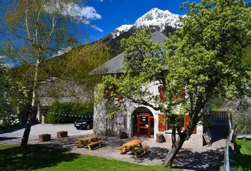 هتل Auberge La Cure