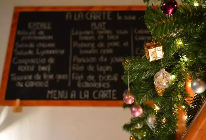 هتل Auberge La Cure