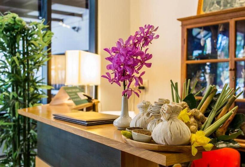 Nai Yang Beach Resort And Spa