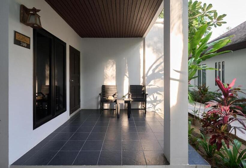 Nai Yang Beach Resort And Spa