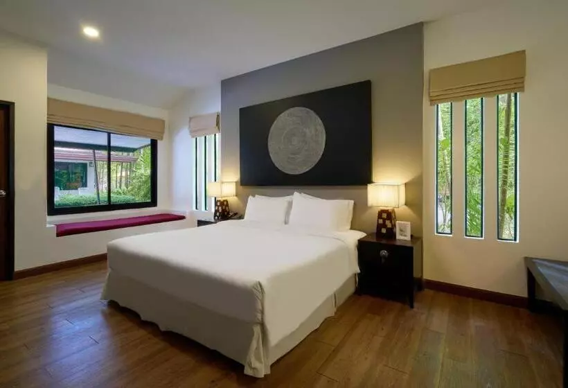 Nai Yang Beach Resort And Spa