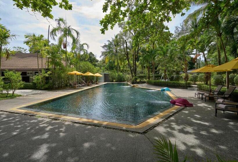 Nai Yang Beach Resort And Spa