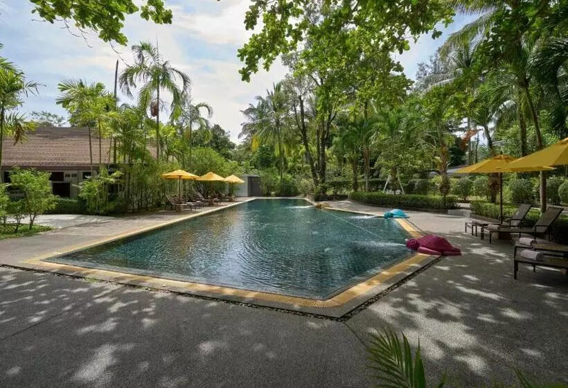 Nai Yang Beach Resort And Spa