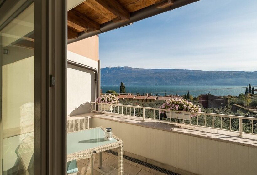 تختخواب و صبحانه Vista Lago