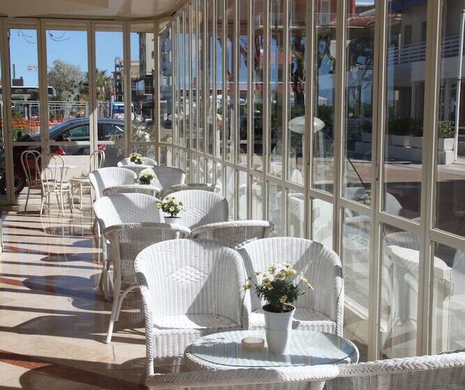 هتل Adriatica Sul Mare