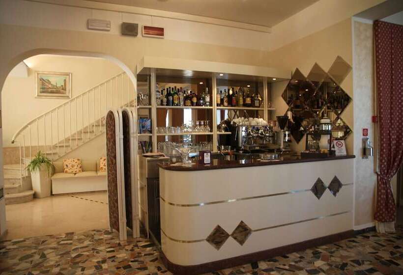 هتل Adriatica Sul Mare