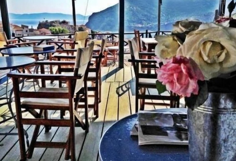 هتل Aperanto Galazio