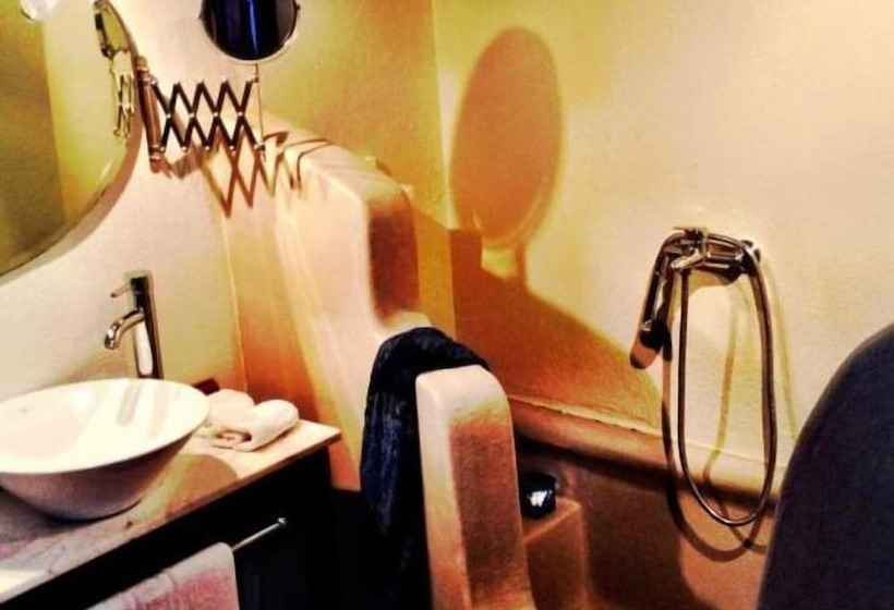 هتل Aperanto Galazio