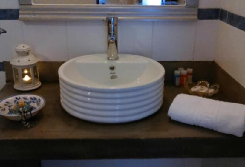 هتل Aperanto Galazio