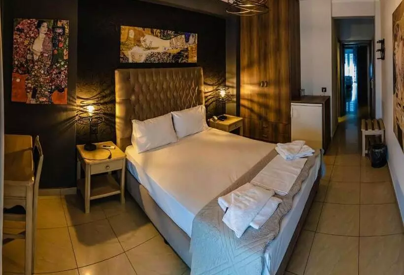 ホテル Artemision