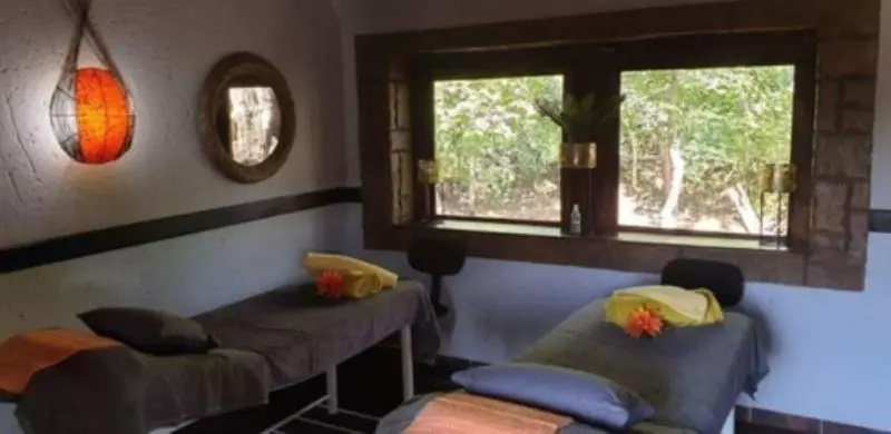 هتل Bushmans Rock