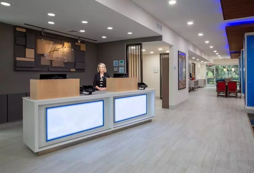 Hotelli Holiday Inn Express & Suites   Deland South, An Ihg
