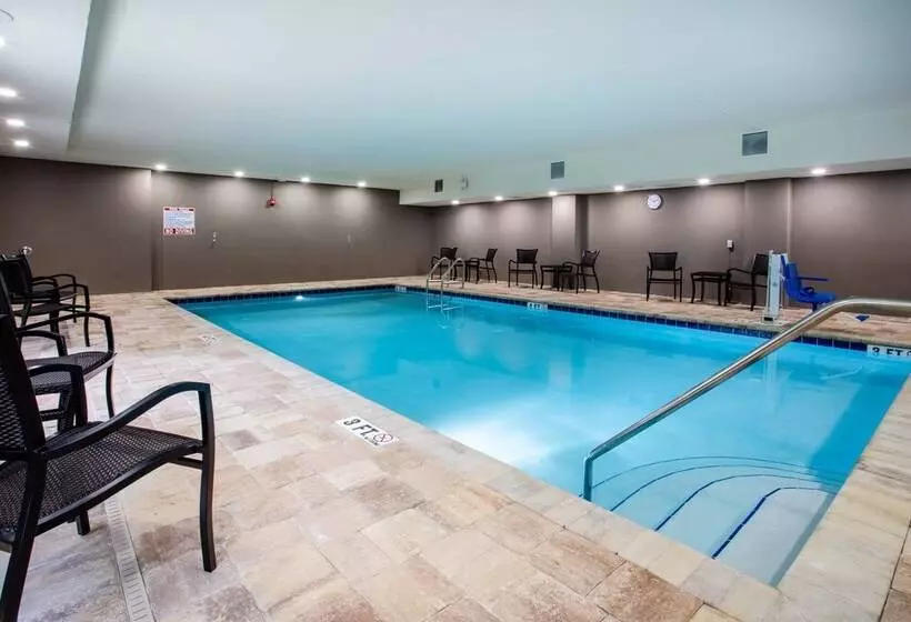 Hotelli Holiday Inn Express & Suites   Deland South, An Ihg