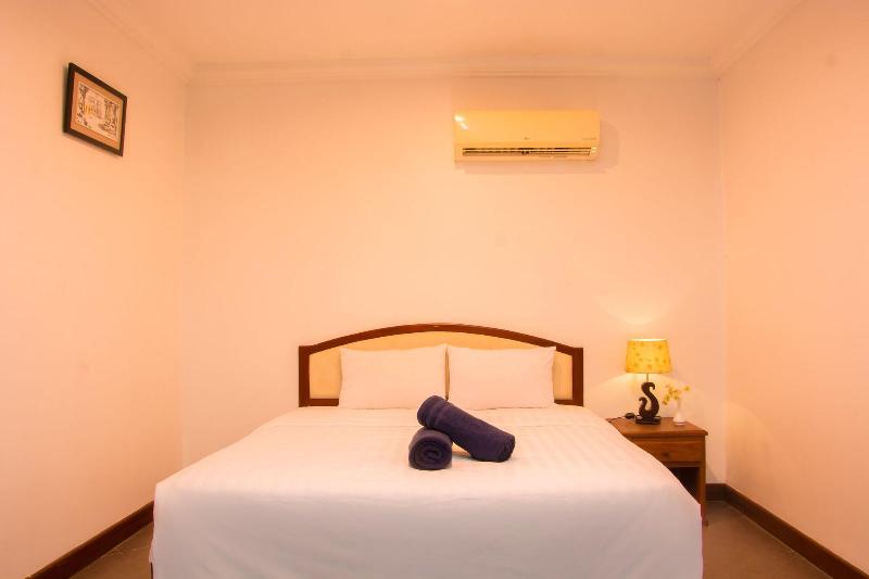 Отель Monysunita Angkor Home